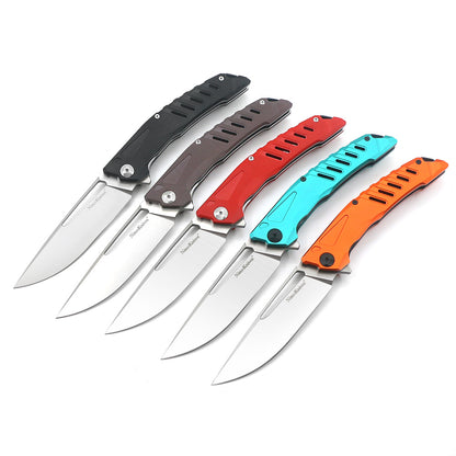 Folding Knife Is Portable Outdoors