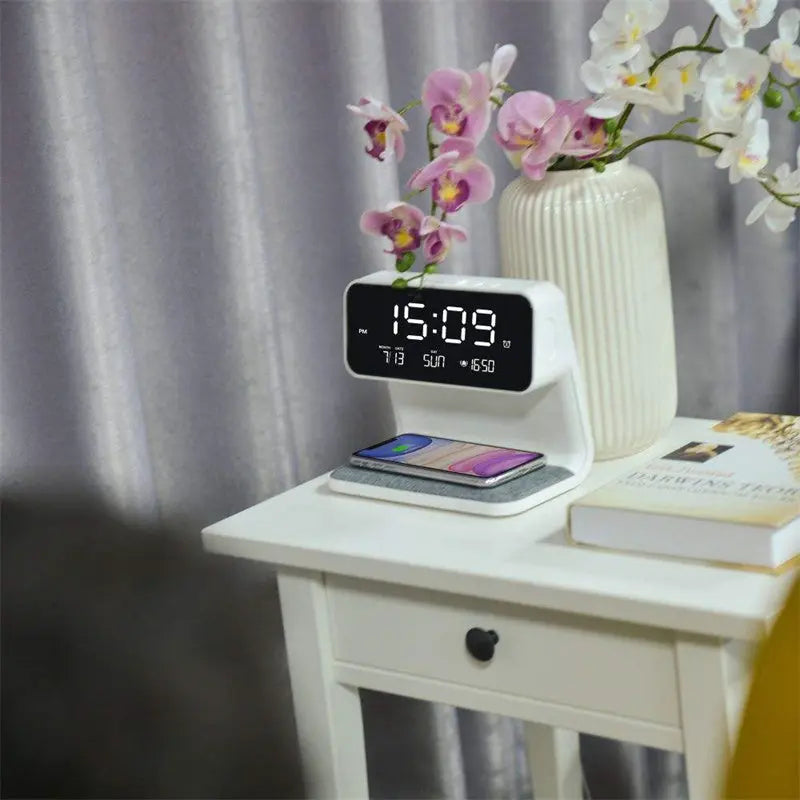 Creative 3 In 1 Bedside Lamp Wireless Charging LCD Screen Alarm Clock  Wireless Phone Charger For Iphone - Image #7